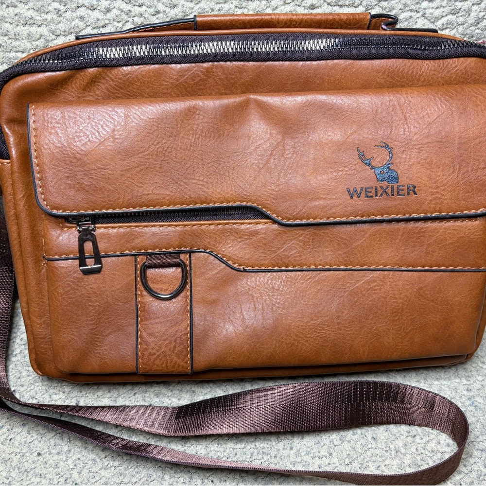 Weixier Tan Leather Men's Messenger Bag
